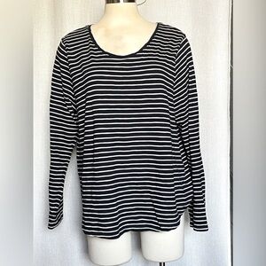 Chico’s The Ultimate Tee